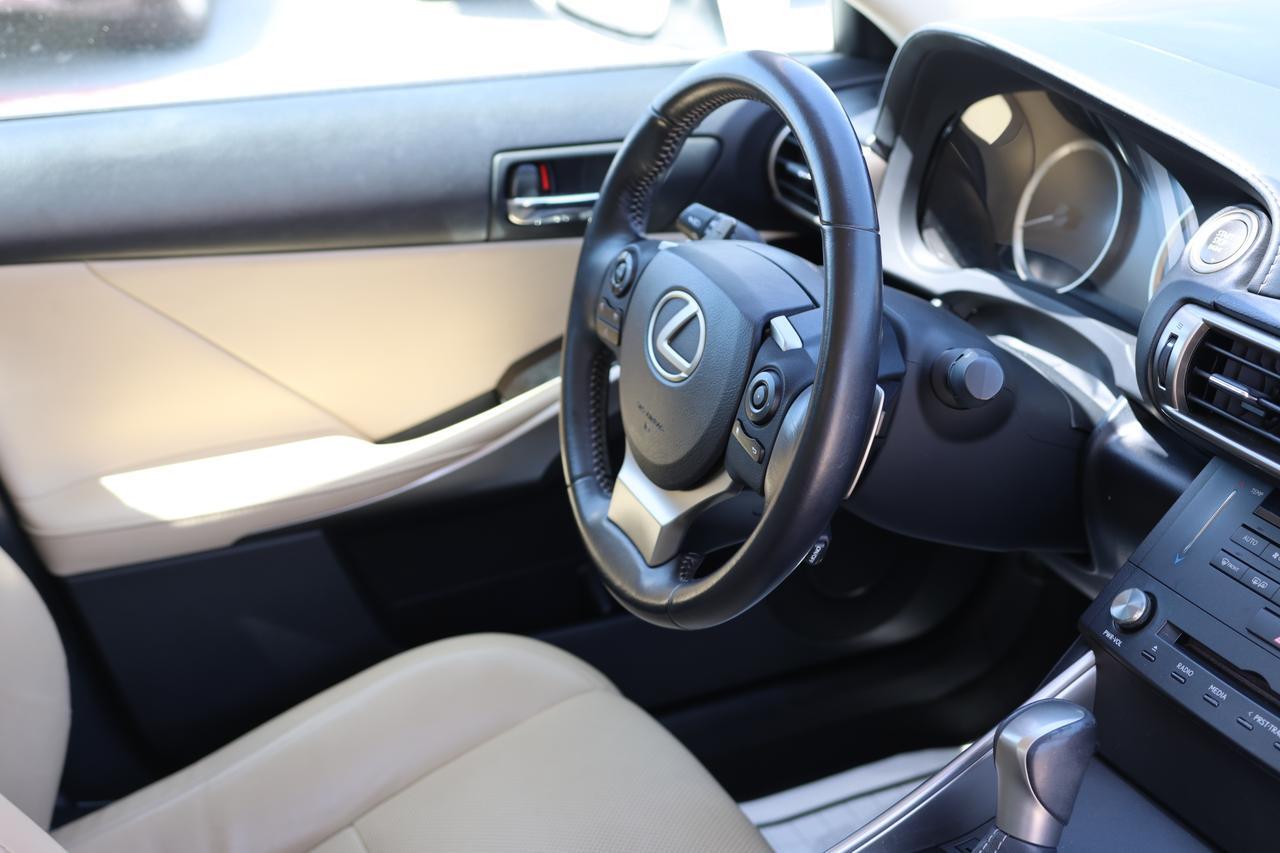 2015 LEXUS IS 250 Houston TX