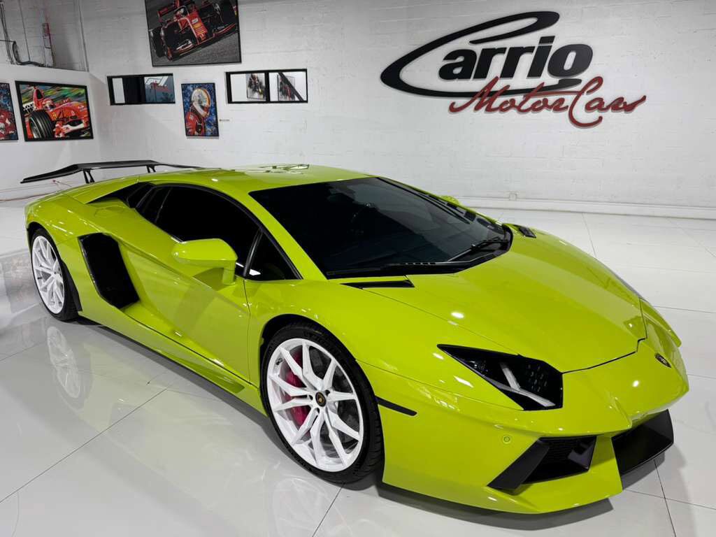 2015 Lamborghini Aventador