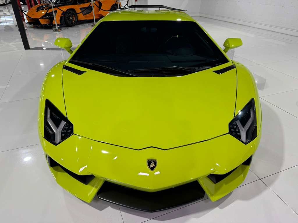 2015 Lamborghini Aventador