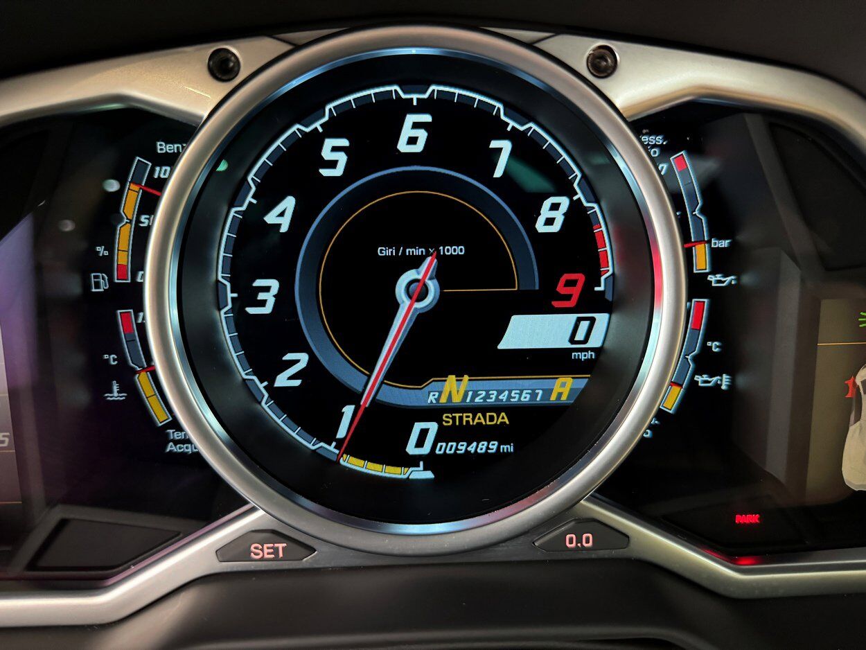 2015 Lamborghini Aventador LP700-4 Bellevue WA
