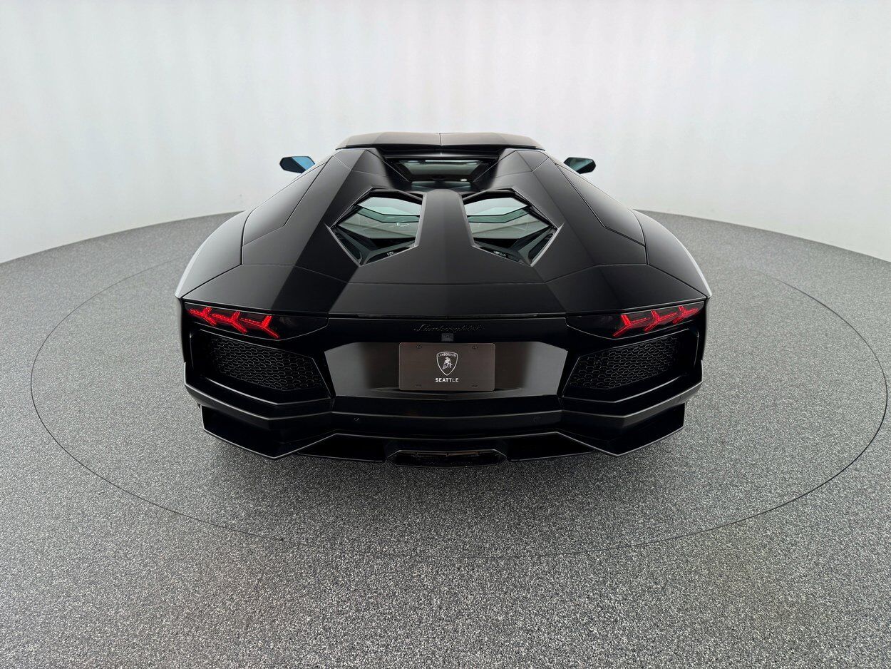 2015 Lamborghini Aventador LP700-4 Bellevue WA