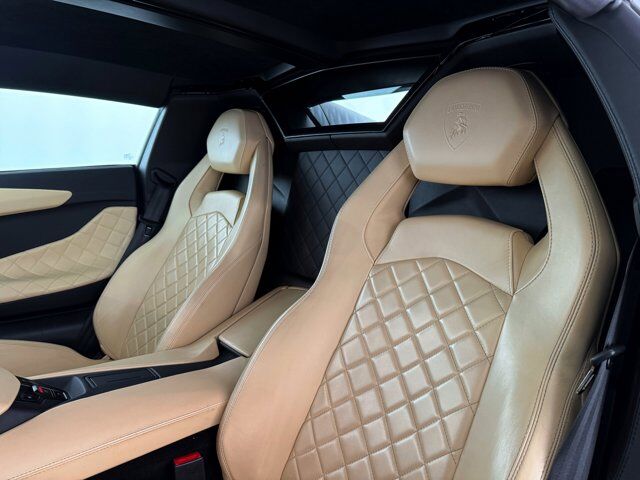 2015 Lamborghini Aventador LP700-4 Bellevue WA