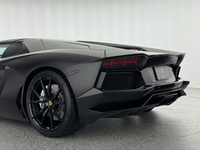 2015 Lamborghini Aventador LP700-4 Bellevue WA