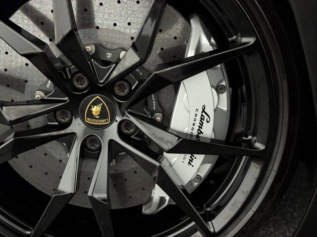 2015 Lamborghini Aventador LP700-4 Bellevue WA