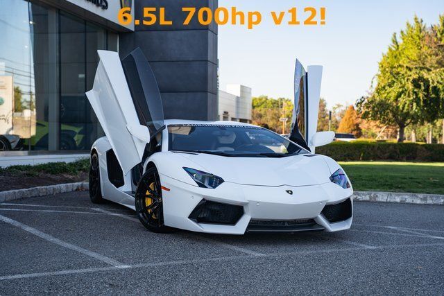 2015 Lamborghini Aventador LP700-4