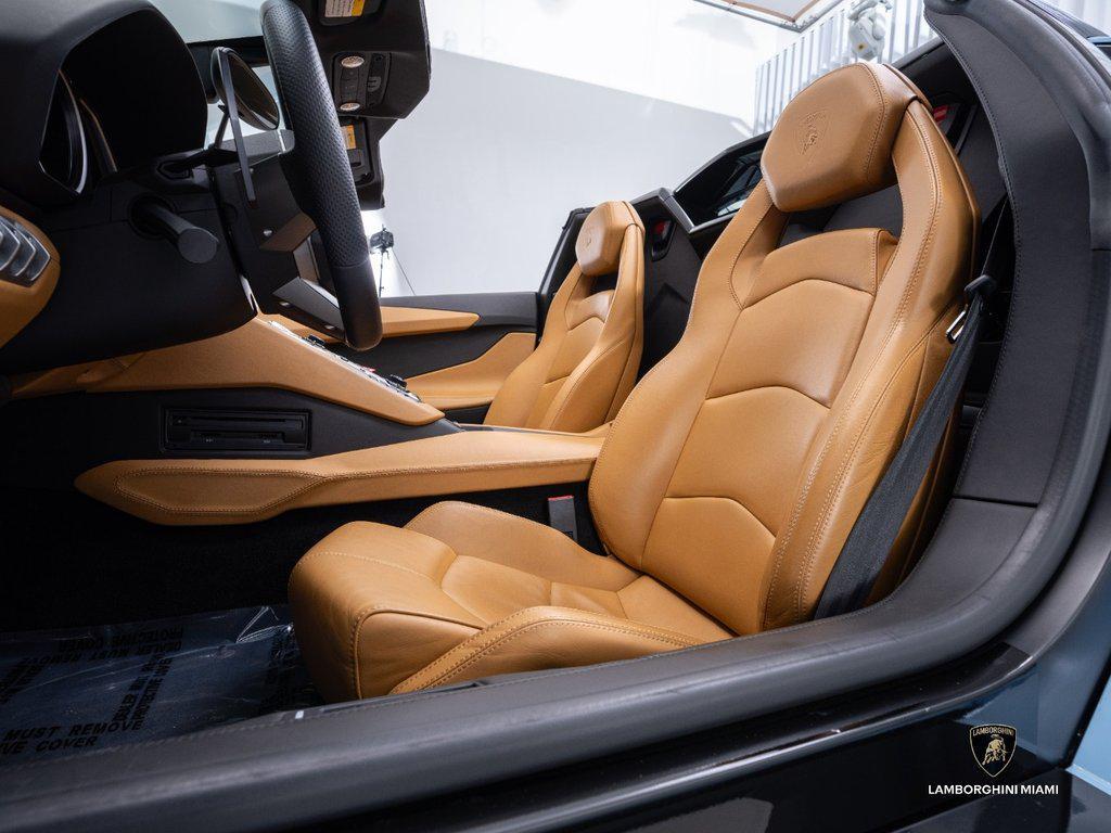 2015 Lamborghini Aventador LP700-4 Roadster North Miami Beach FL
