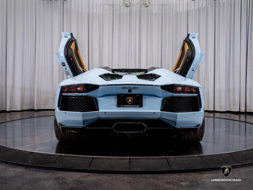 2015 Lamborghini Aventador LP700-4 Roadster North Miami Beach FL