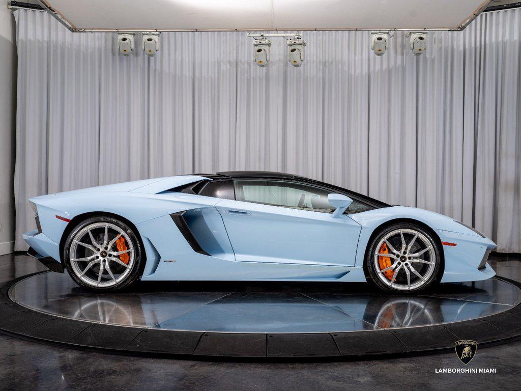 2015 Lamborghini Aventador LP700-4 Roadster North Miami Beach FL
