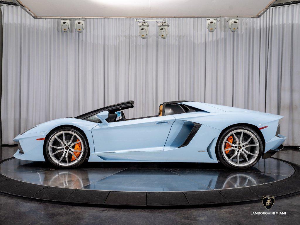 2015 Lamborghini Aventador LP700-4 Roadster North Miami Beach FL