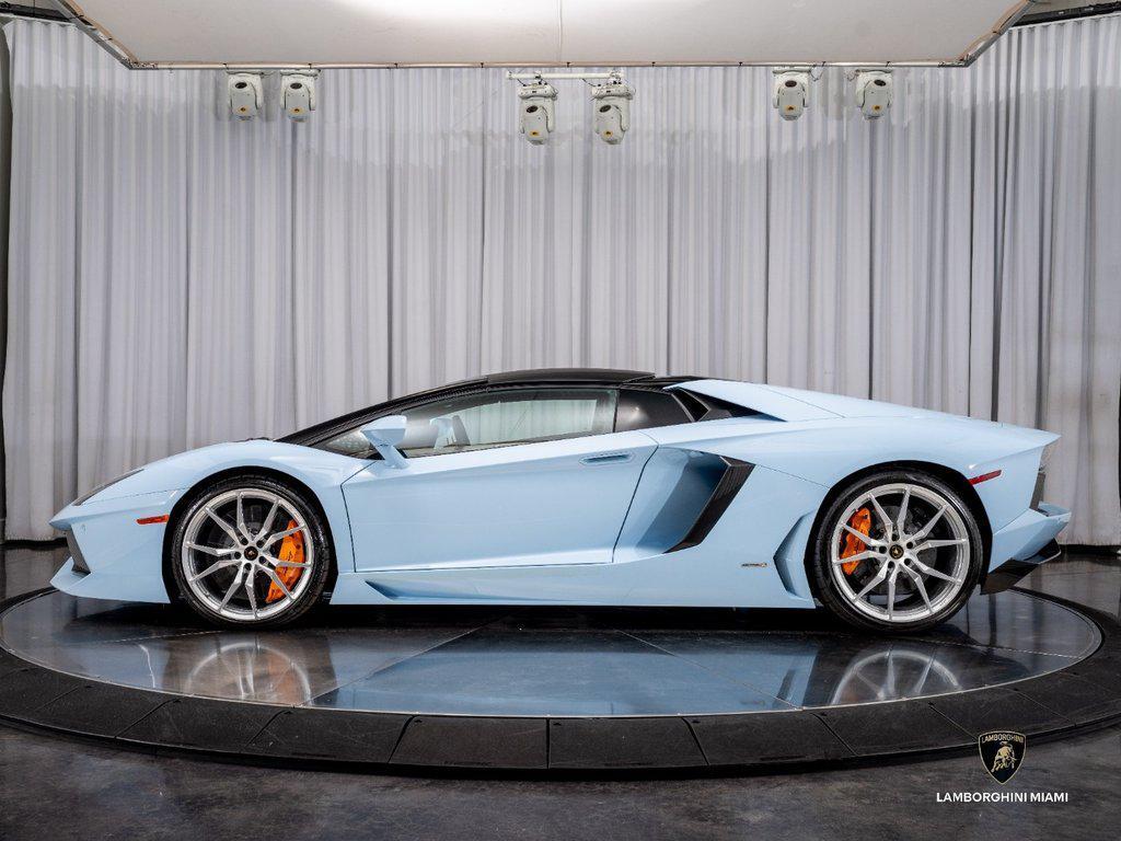 2015 Lamborghini Aventador LP700-4 Roadster North Miami Beach FL