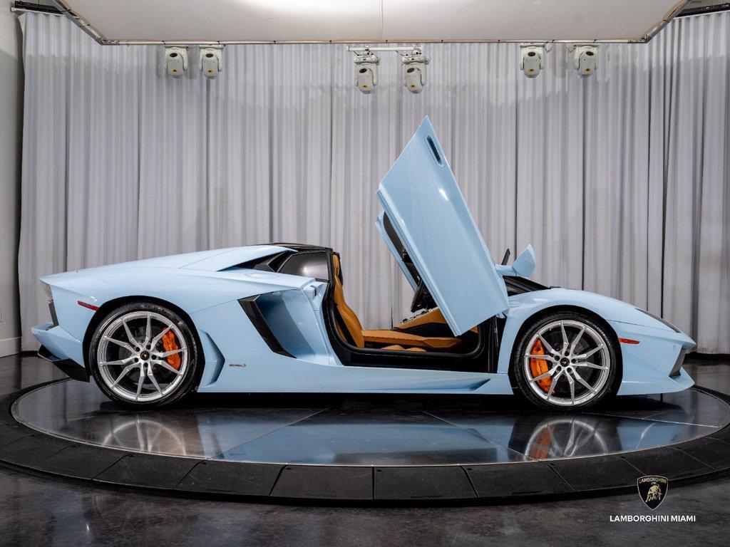 2015 Lamborghini Aventador LP700-4 Roadster North Miami Beach FL