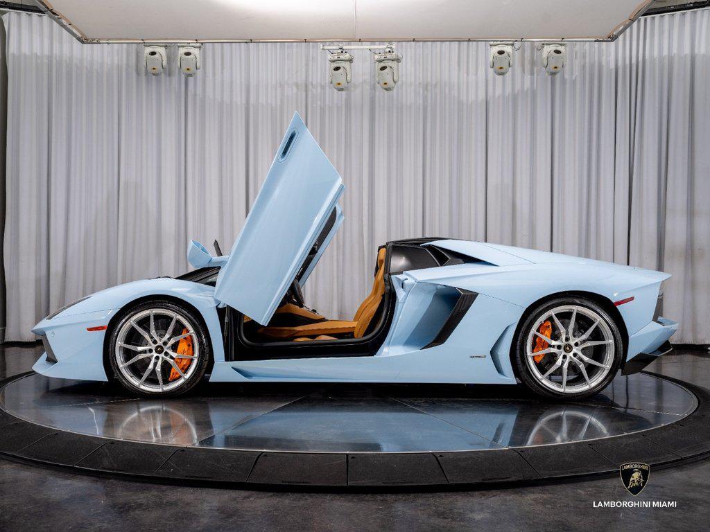 2015 Lamborghini Aventador LP700-4 Roadster North Miami Beach FL