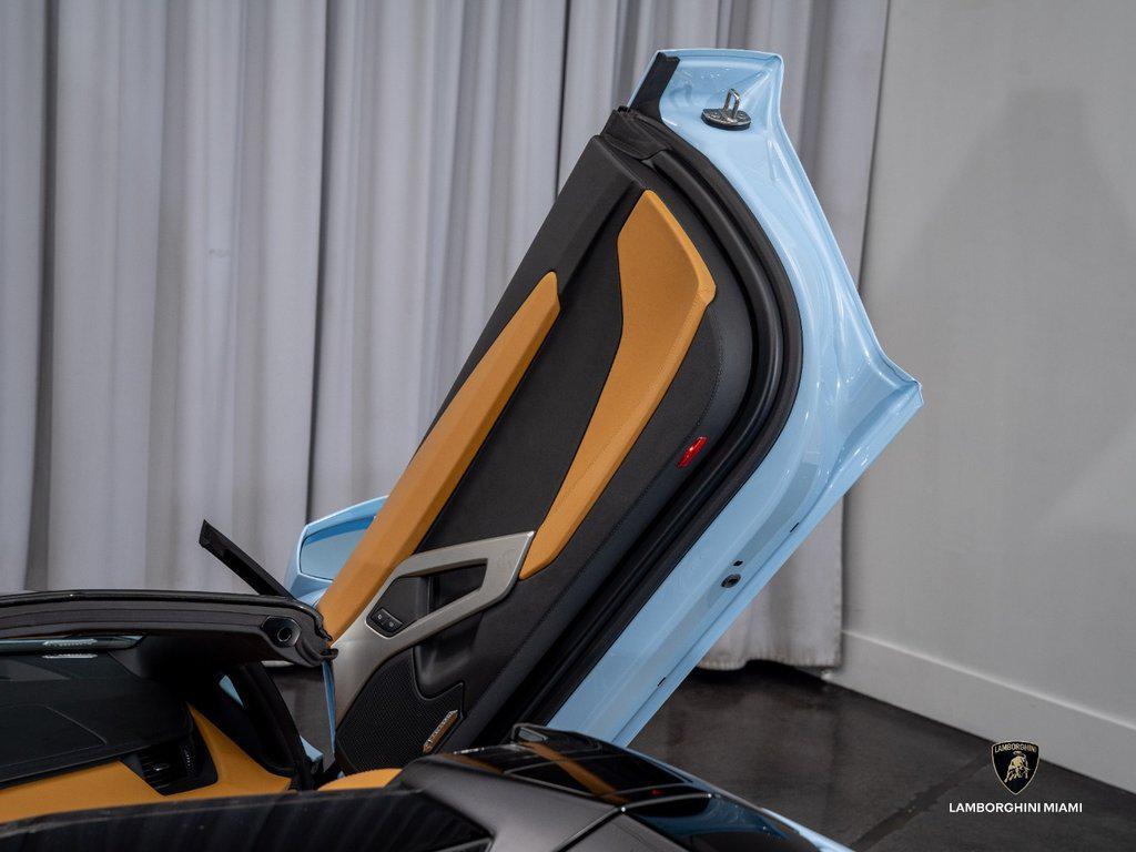 2015 Lamborghini Aventador LP700-4 Roadster North Miami Beach FL