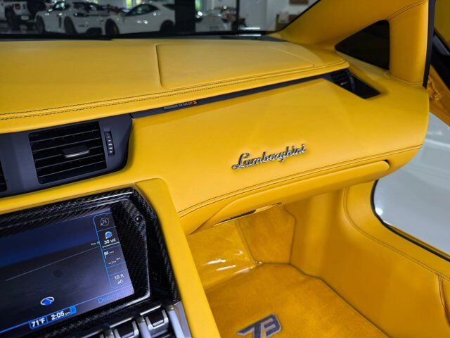 2015 Lamborghini Aventador Roadster Giallo Orion paint/calipers, custom interior, HRE wheels, Sensonum audio AND MUCH MORE!!! Fort Lauderdale FL