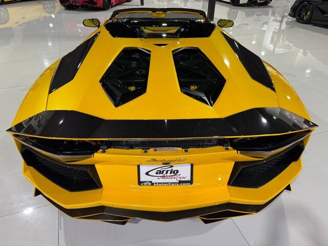 2015 Lamborghini Aventador Roadster Giallo Orion paint/calipers, custom interior, HRE wheels, Sensonum audio AND MUCH MORE!!! Fort Lauderdale FL