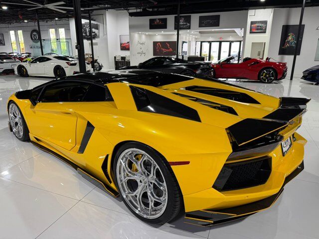 2015 Lamborghini Aventador Roadster Giallo Orion paint/calipers, custom interior, HRE wheels, Sensonum audio AND MUCH MORE!!! Fort Lauderdale FL