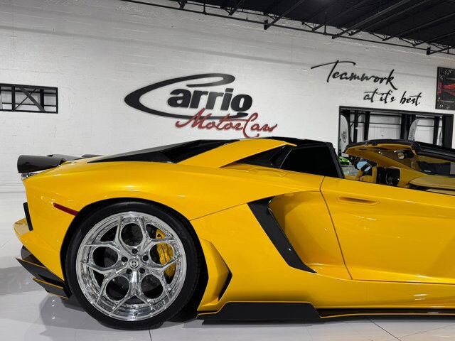 2015 Lamborghini Aventador Roadster Giallo Orion paint/calipers, custom interior, HRE wheels, Sensonum audio AND MUCH MORE!!! Fort Lauderdale FL
