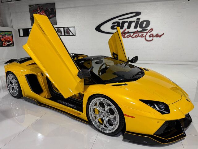 2015 Lamborghini Aventador Roadster Giallo Orion paint/calipers, custom interior, HRE wheels, Sensonum audio AND MUCH MORE!!! Fort Lauderdale FL