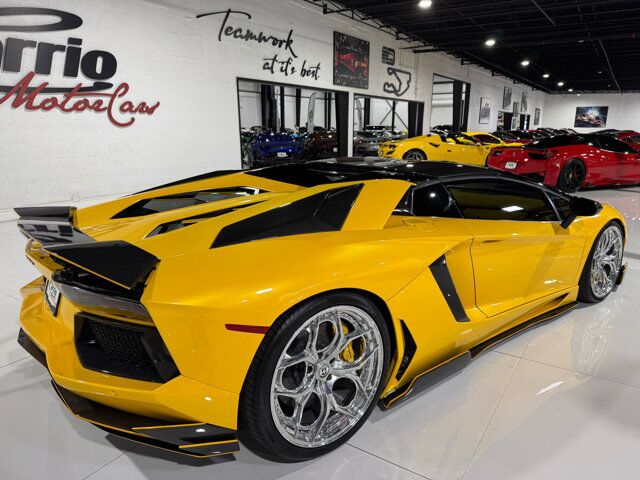 2015 Lamborghini Aventador Roadster Giallo Orion paint/calipers, custom interior, HRE wheels, Sensonum audio AND MUCH MORE!!! Fort Lauderdale FL