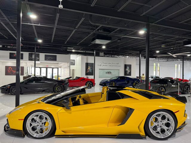 2015 Lamborghini Aventador Roadster Giallo Orion paint/calipers, custom interior, HRE wheels, Sensonum audio AND MUCH MORE!!! Fort Lauderdale FL