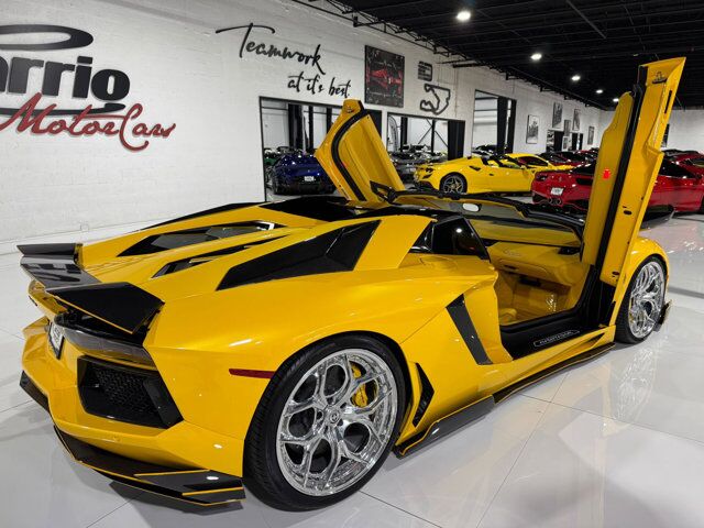 2015 Lamborghini Aventador Roadster Giallo Orion paint/calipers, custom interior, HRE wheels, Sensonum audio AND MUCH MORE!!! Fort Lauderdale FL