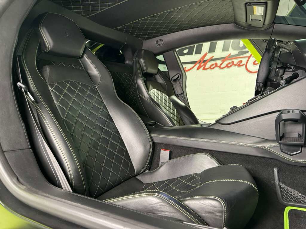 2015 Lamborghini Aventador Verde Scandal paint, Ad Personam interior, Sensonum audio, carbon galore AND MORE!! Fort Lauderdale FL