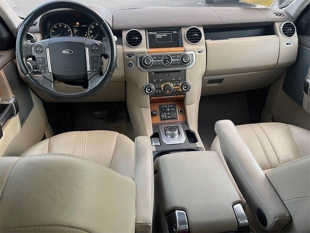 2015 Land Rover LR4 Base Orange MA