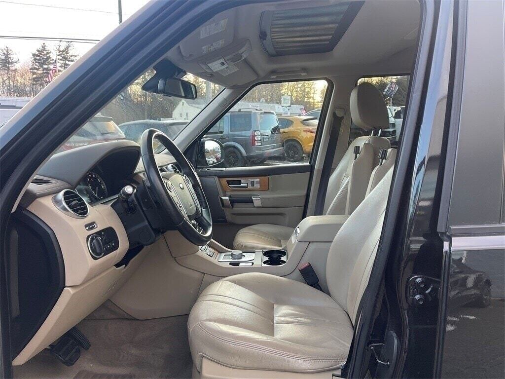 2015 Land Rover LR4 Base Orange MA