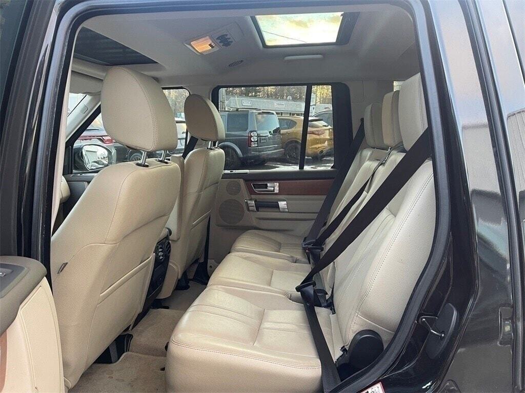 2015 Land Rover LR4 Base Orange MA