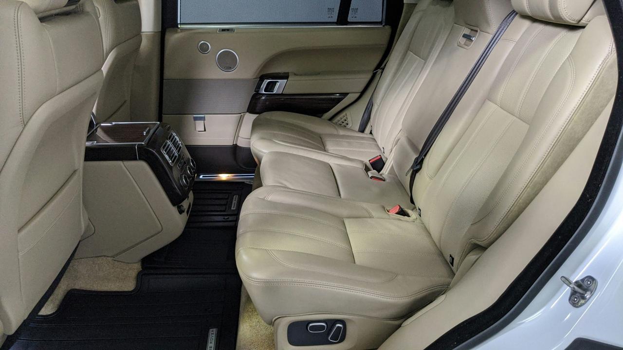 2015 Land Rover Range Rover Supercharged LWB St. Charles  IL