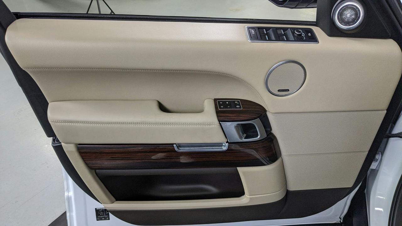 2015 Land Rover Range Rover Supercharged LWB St. Charles  IL