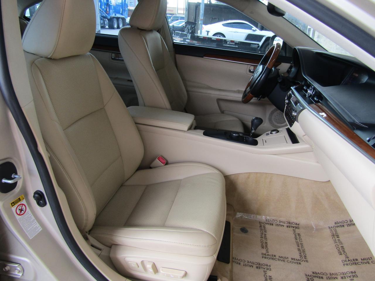 2015 Lexus ES 300h 4dr Sdn Hybrid Grand Prairie TX