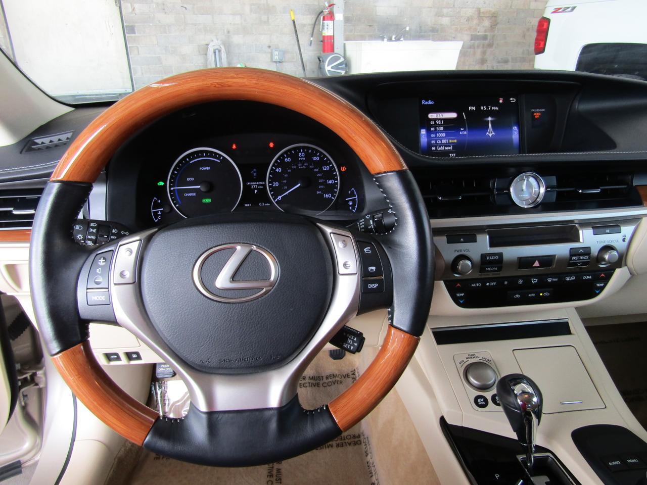 2015 Lexus ES 300h 4dr Sdn Hybrid Grand Prairie TX