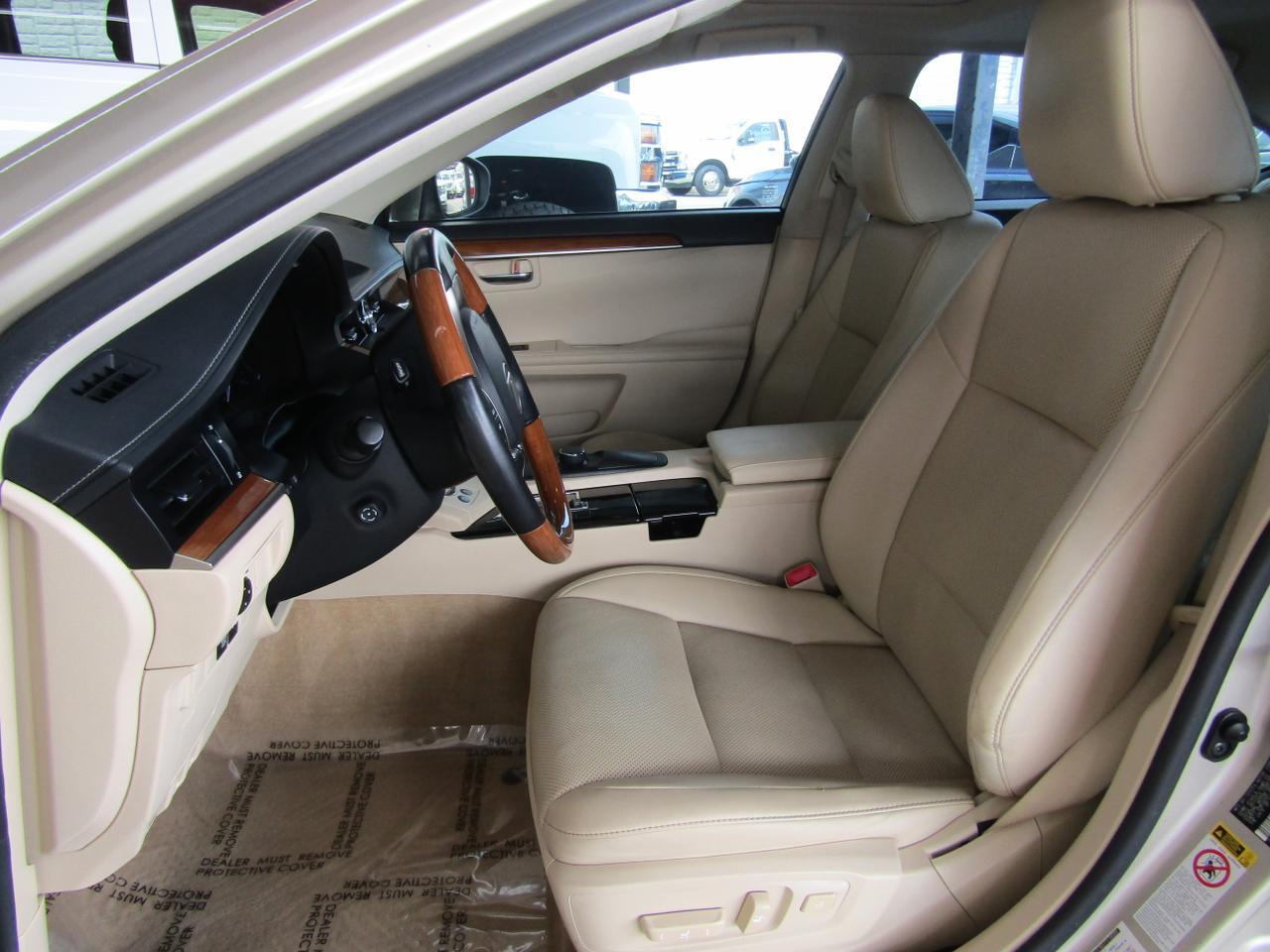 2015 Lexus ES 300h 4dr Sdn Hybrid Grand Prairie TX