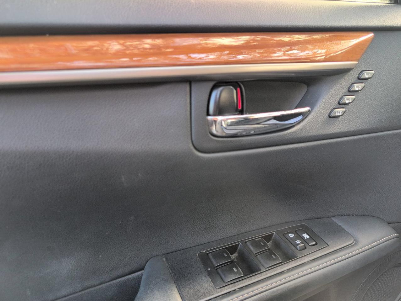 2015 Lexus ES 300h Hybrid San Antonio TX