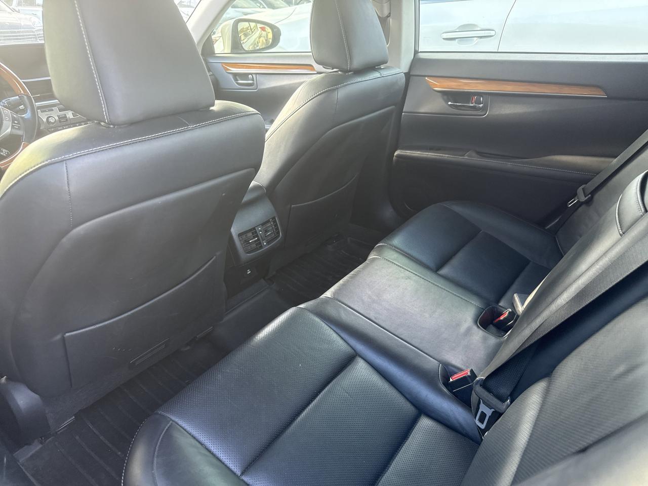2015 Lexus ES 300h Hybrid San Antonio TX