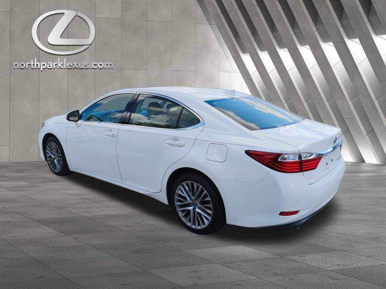 2015 Lexus ES 350