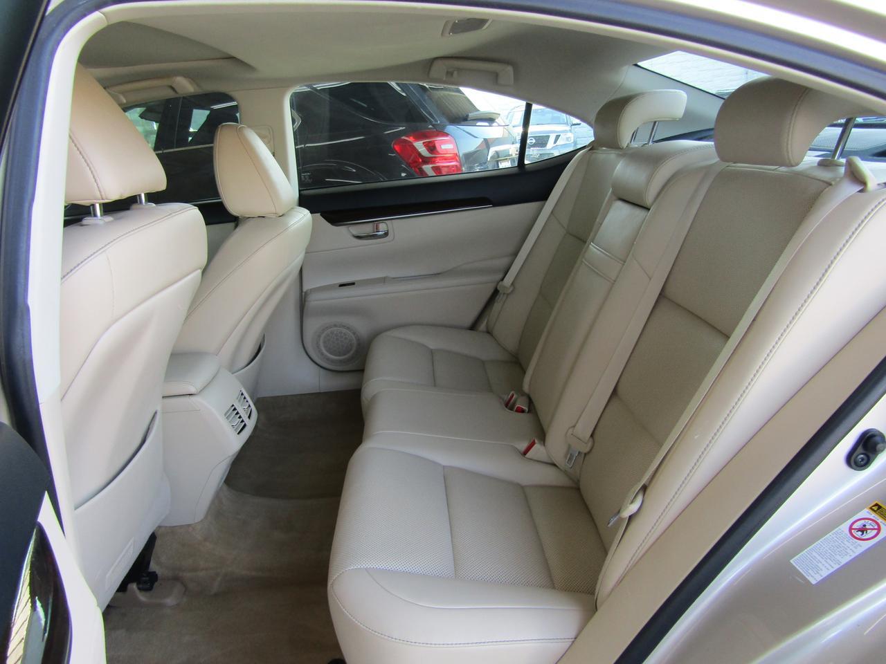 2015 Lexus ES 350 4dr Sdn Grand Prairie TX