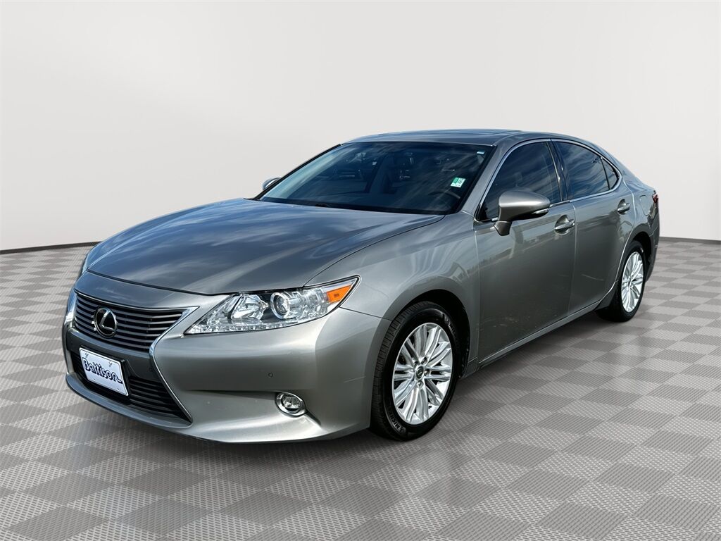 2015 Lexus ES