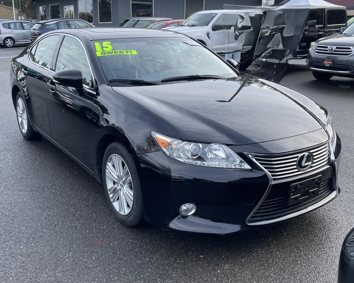 2015 Lexus ES 350 Sedan 4D
