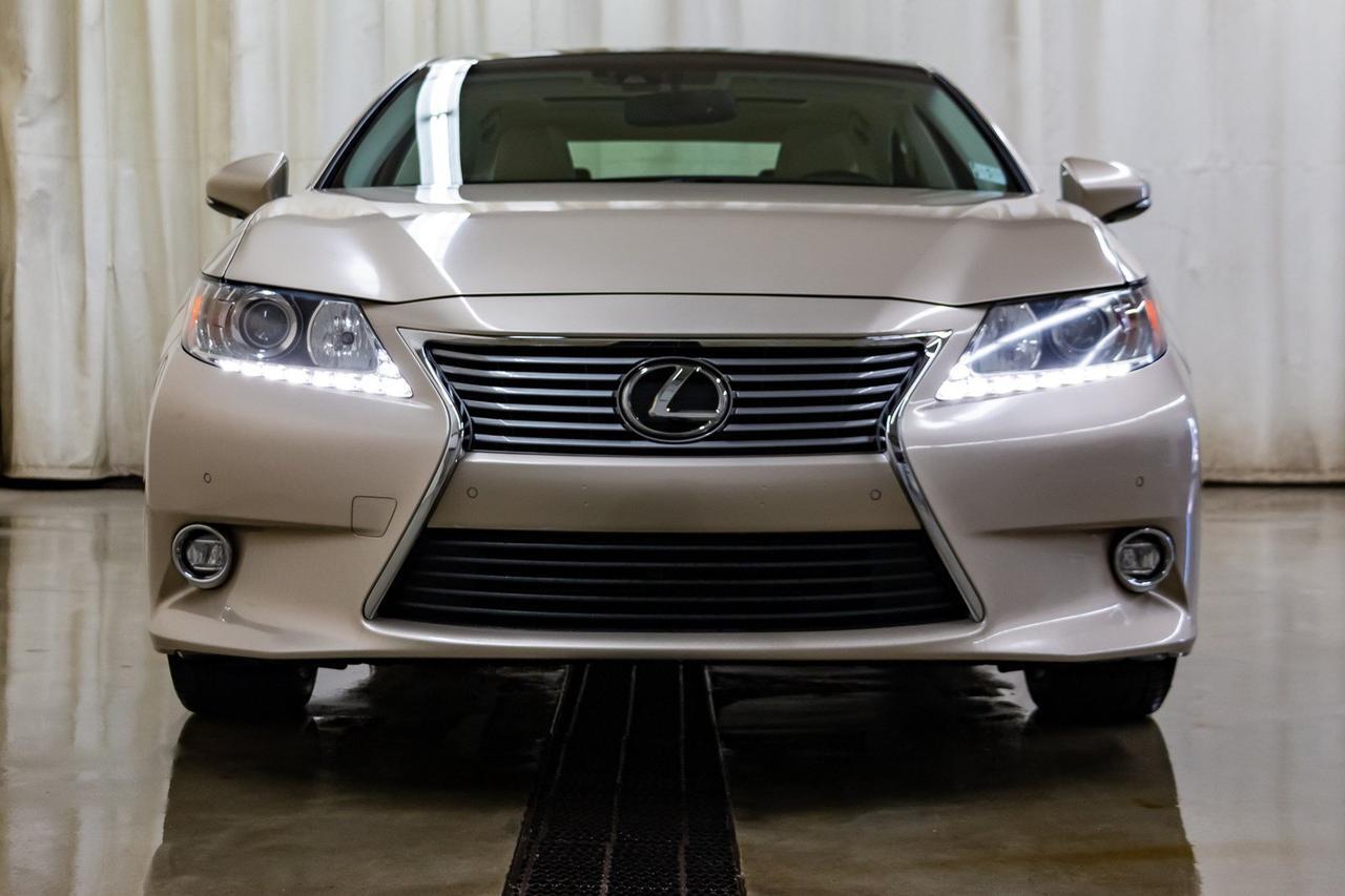 2015 Lexus ES 350 Ultra Luxury Package Leather Roof Nav Red Deer AB