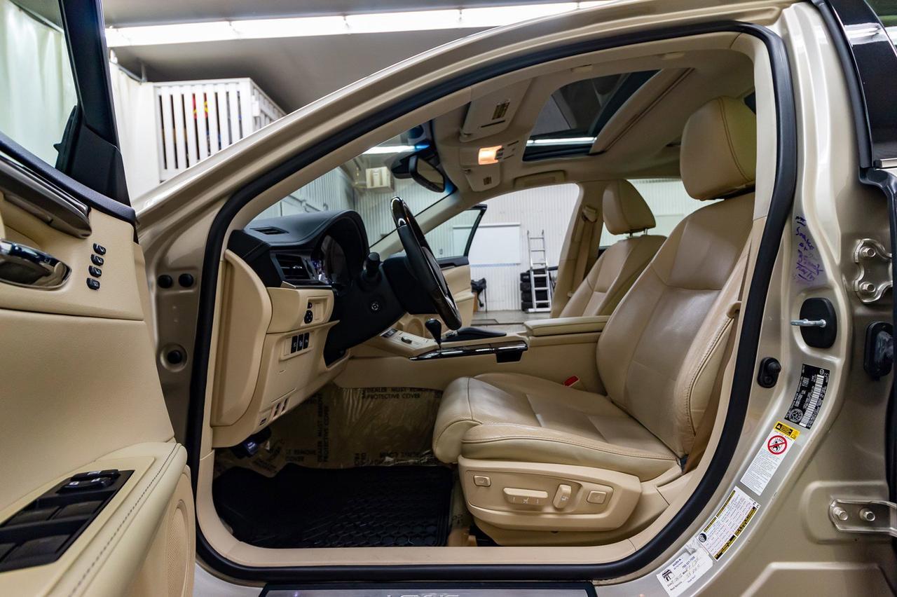 2015 Lexus ES 350 Ultra Luxury Package Leather Roof Nav Red Deer AB