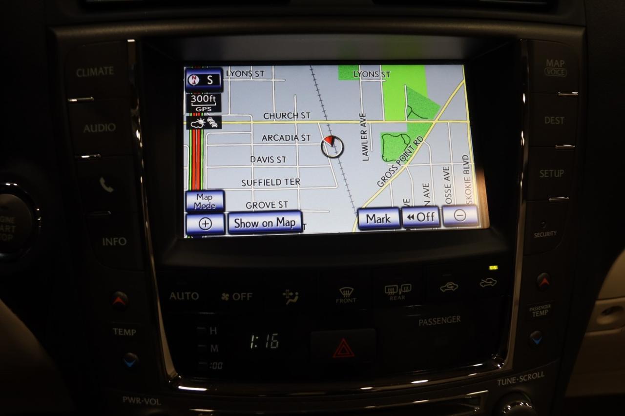 2015 Lexus IS 250C w/Navigation 2dr Convertible Skokie IL