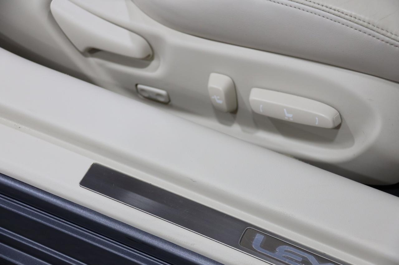 2015 Lexus IS 250C w/Navigation 2dr Convertible Skokie IL