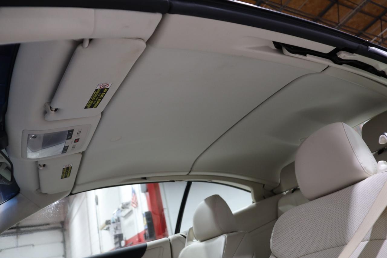 2015 Lexus IS 250C w/Navigation 2dr Convertible Skokie IL