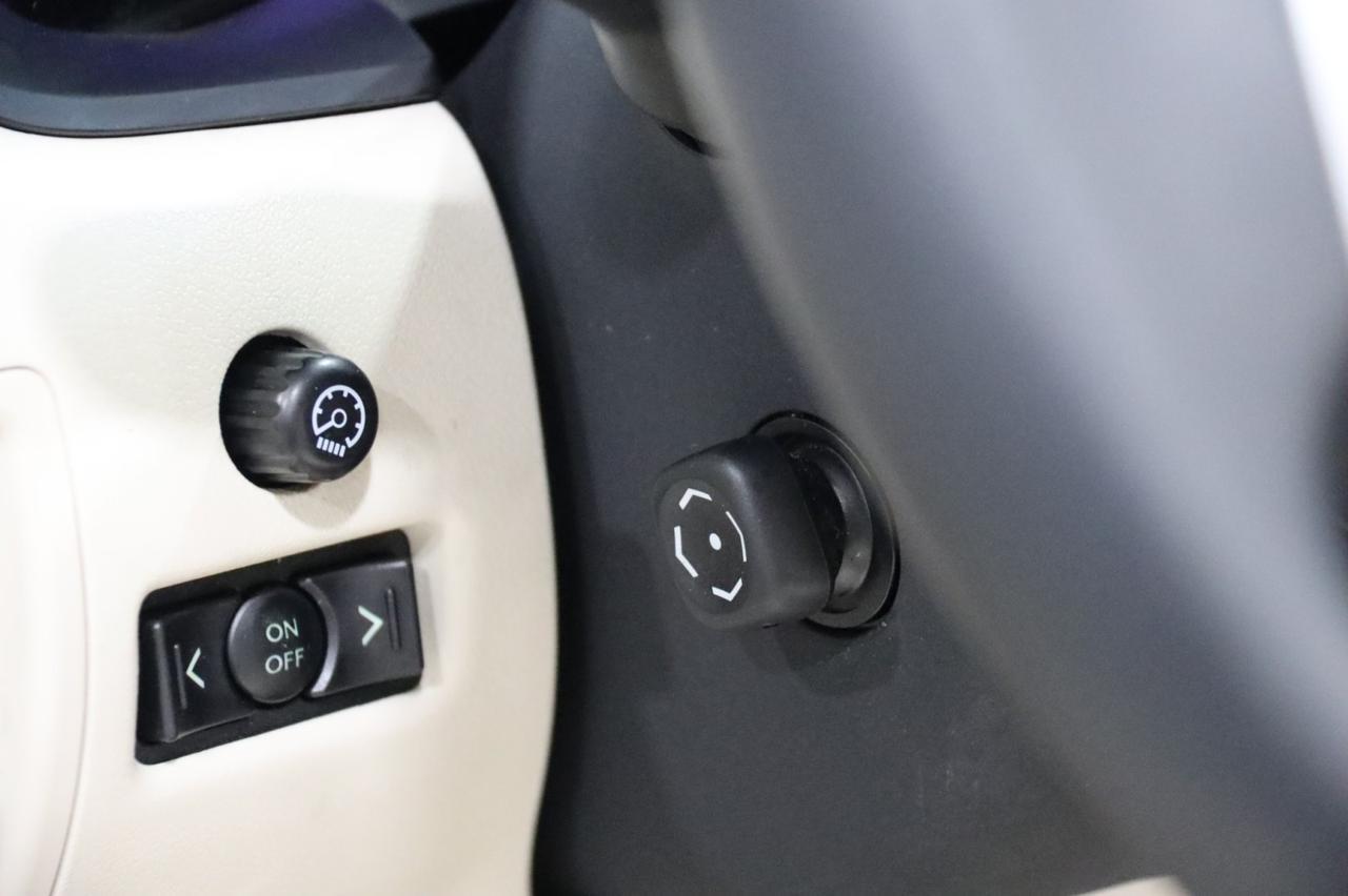 2015 Lexus IS 250C w/Navigation 2dr Convertible Skokie IL