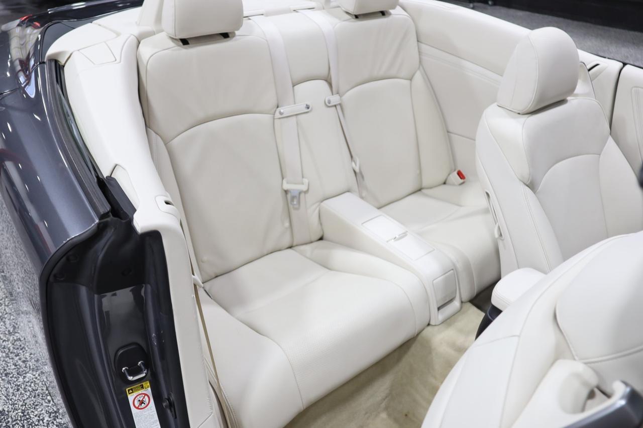 2015 Lexus IS 250C w/Navigation 2dr Convertible Skokie IL