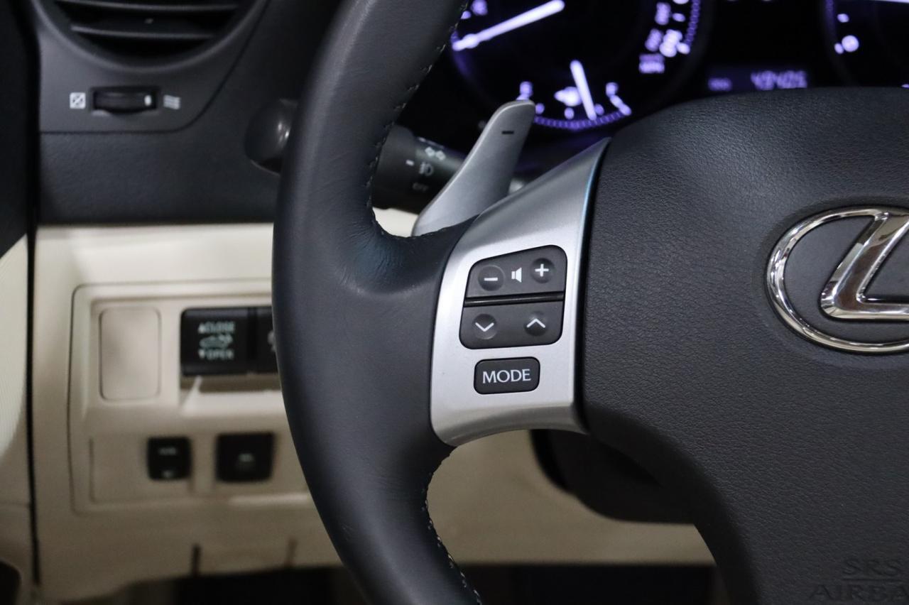 2015 Lexus IS 250C w/Navigation 2dr Convertible Skokie IL