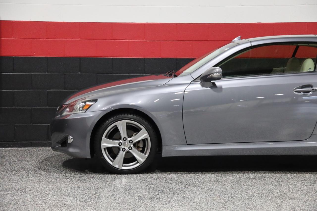 2015 Lexus IS 250C w/Navigation 2dr Convertible Skokie IL