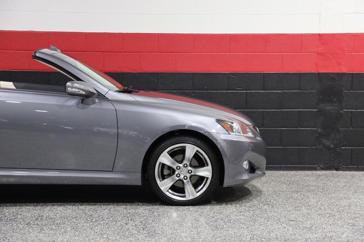 2015 Lexus IS 250C w/Navigation 2dr Convertible Skokie IL